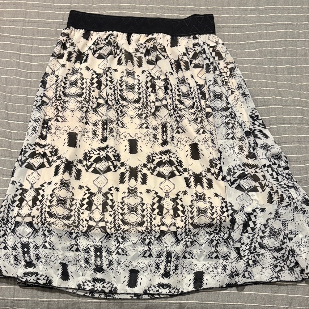 Black and White Patterned Women's Skirt- Lola